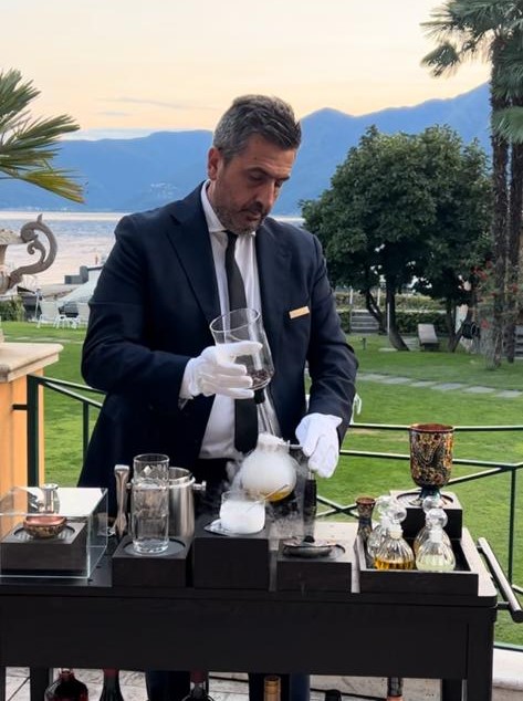 Leo Zoccali BAR MANAGER 